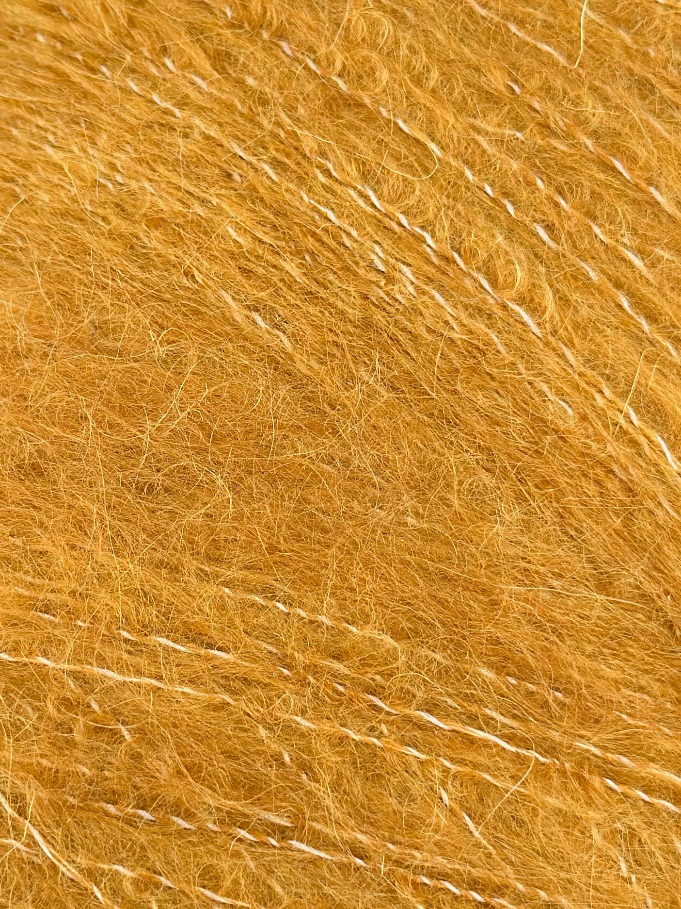 Big Mohair col. Gewürzgold – 50% Mohair 24% Merinowolle 18% Alpaka – ca. 280 m / 100 g | Zimpfer Wolle Selezione foto 4